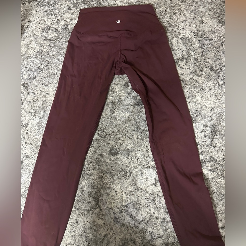 Lululemon leggings size 6 great condition